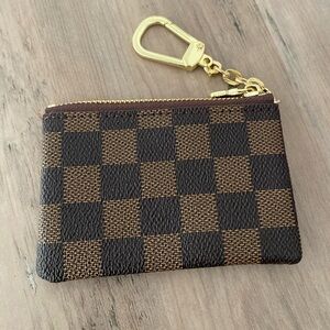 Small coin purse (brand new)